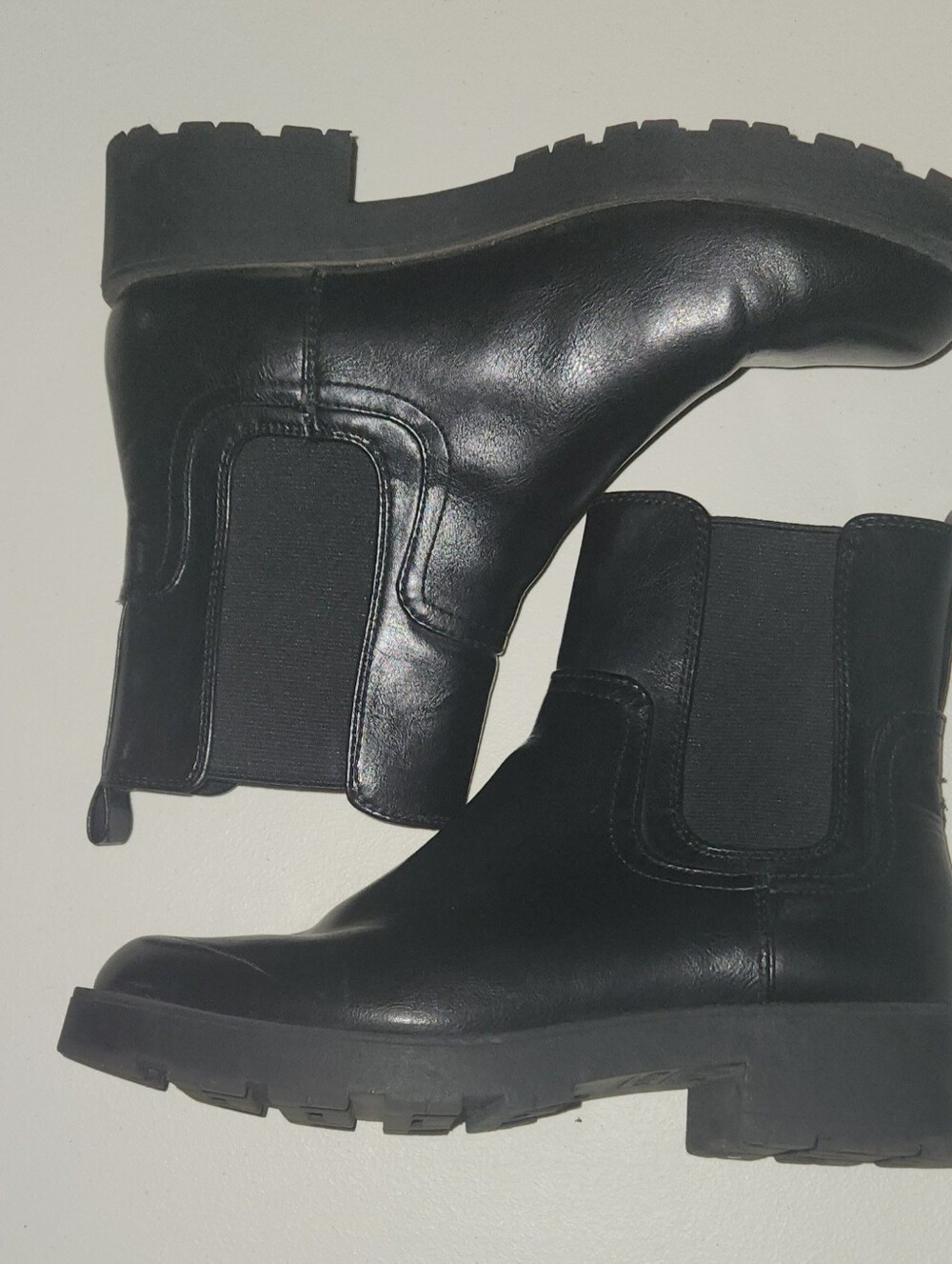 Old Navy Womens Black Chelsea Faux Leather Boots Size 9.5